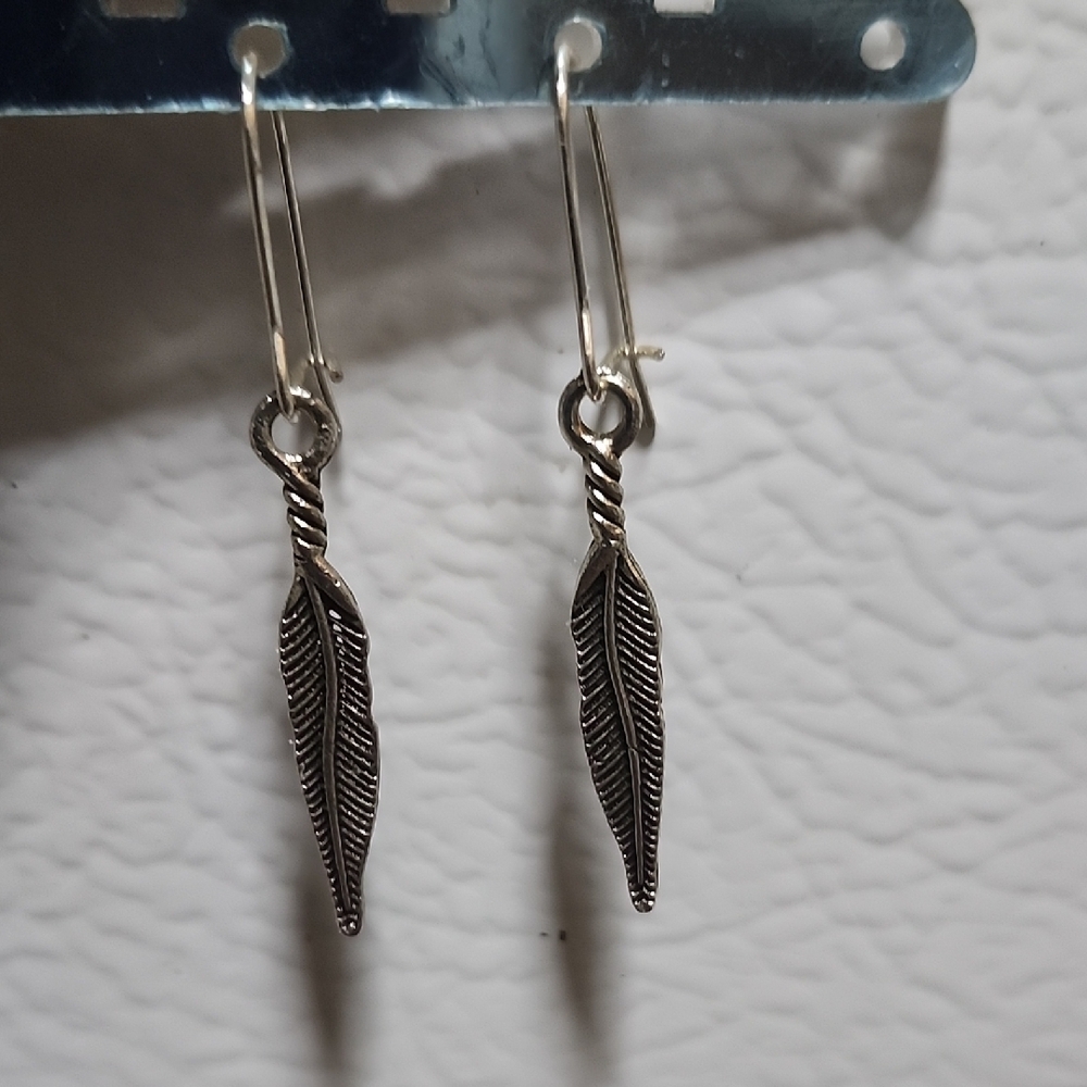 Handcrafted Whispering Feather Earrings - Picture 3 of 4